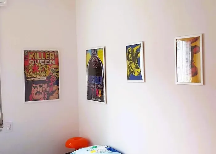 Casa Emilia Донго